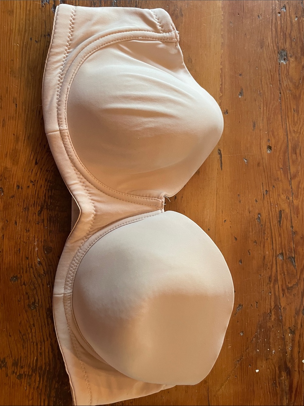 Avenue Strapless Smooth Nude Bra Size 44B